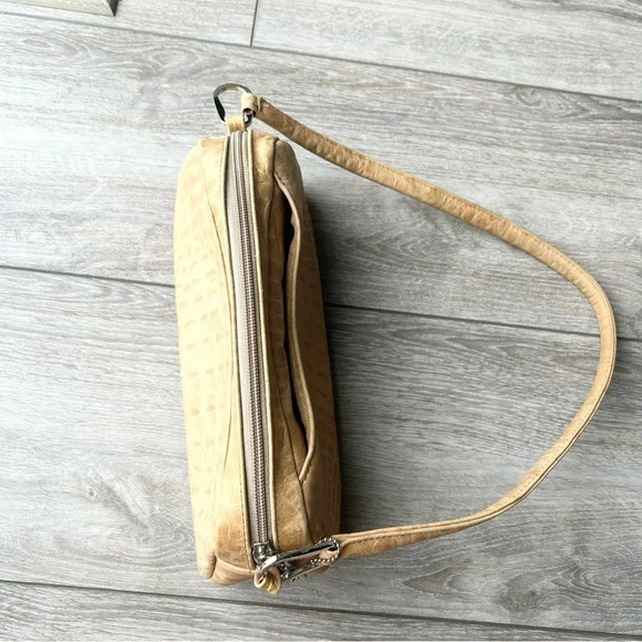 Concepts Canada Croc Embossed Leather Shoulder Bag  Made in Canada - Picture 4 of 16